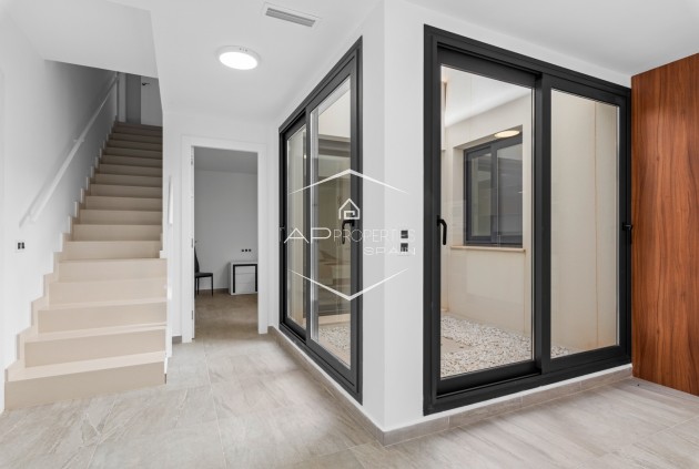 Resale - Villa - Detached -
San Miguel de Salinas - Costa Blanca South