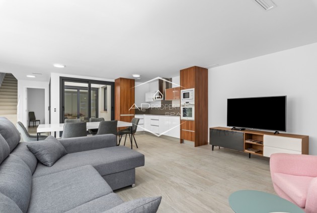 Resale - Villa - Detached -
San Miguel de Salinas - Costa Blanca South