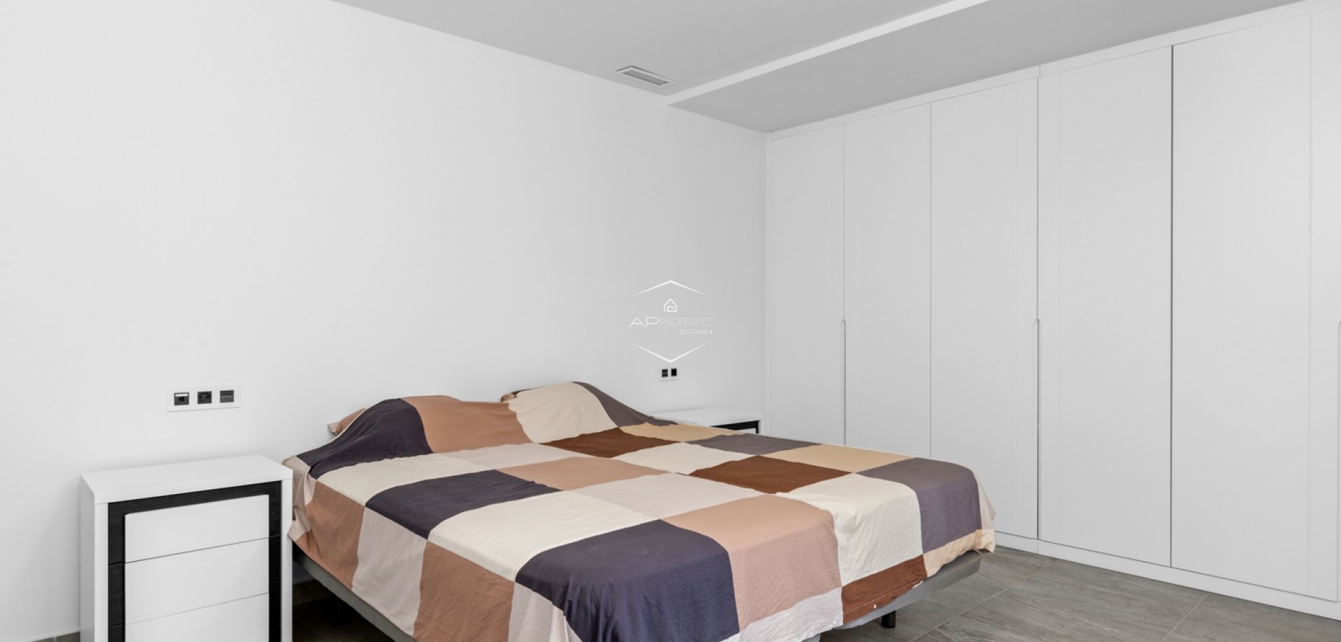 Resale - Villa - Detached -
San Miguel de Salinas - Costa Blanca South