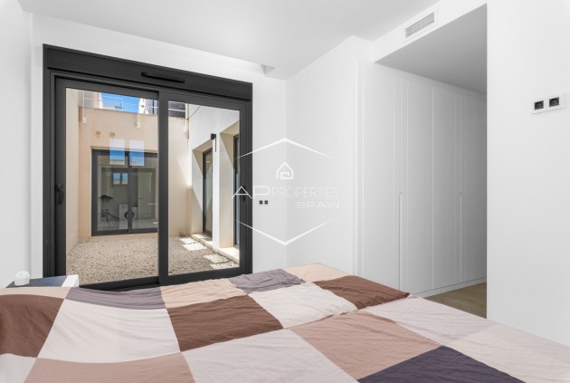 Resale - Villa - Detached -
San Miguel de Salinas - Costa Blanca South