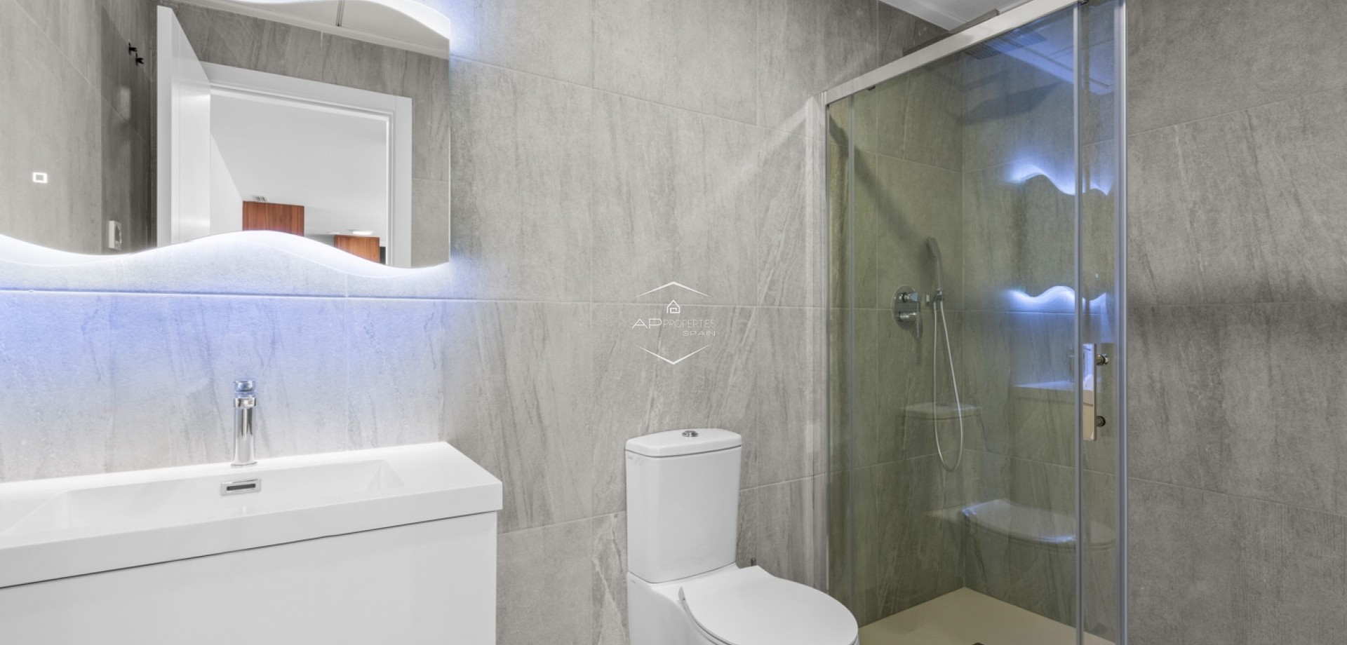 Resale - Villa - Detached -
San Miguel de Salinas - Costa Blanca South