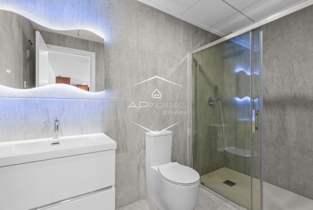 Resale - Villa - Detached -
San Miguel de Salinas - Costa Blanca South