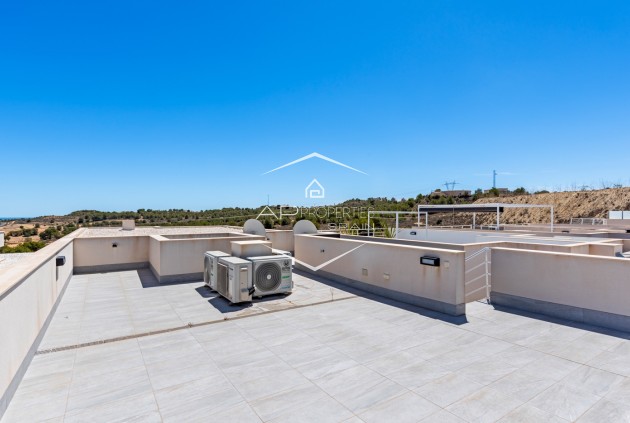 Resale - Villa - Detached -
San Miguel de Salinas - Costa Blanca South