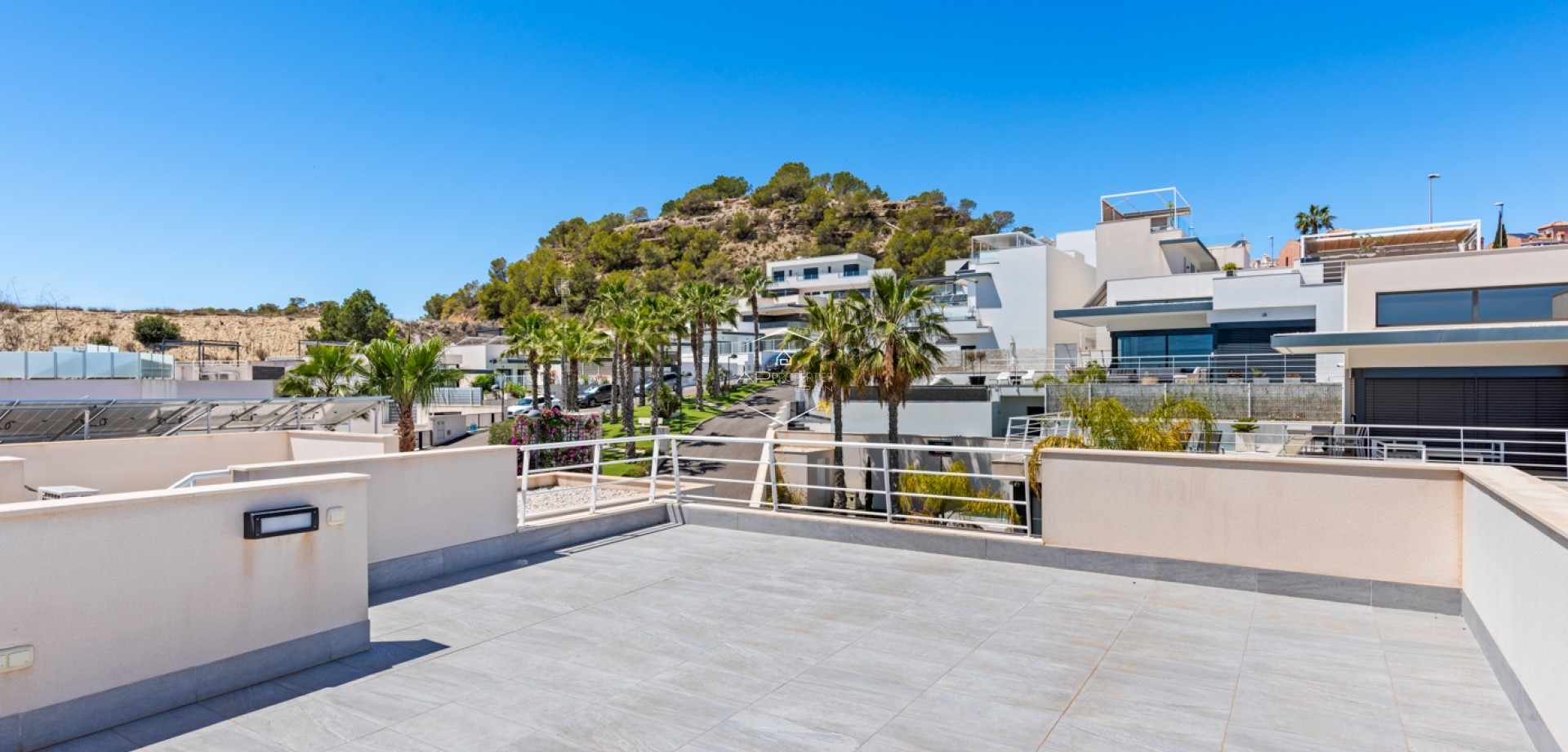 Resale - Villa - Detached -
San Miguel de Salinas - Costa Blanca South