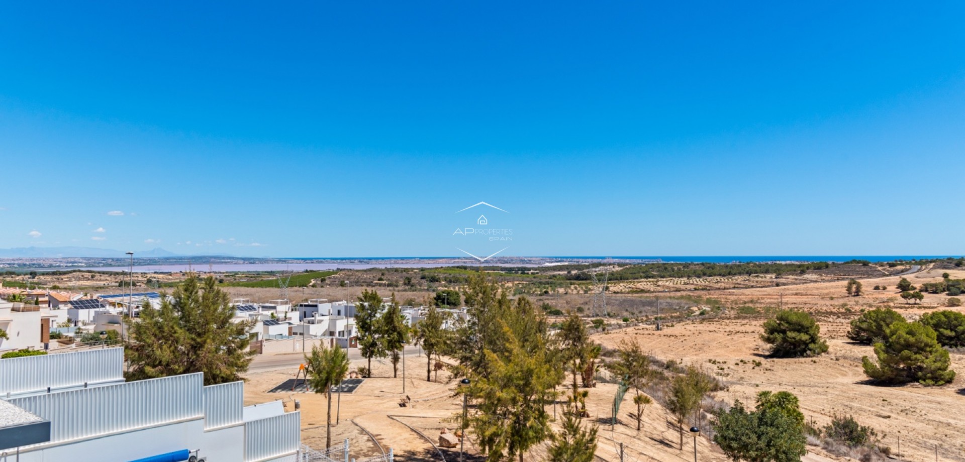 Resale - Villa - Detached -
San Miguel de Salinas - Costa Blanca South