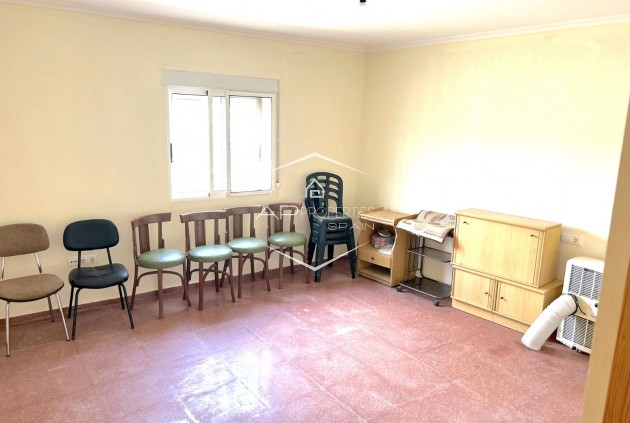 Reventa - Villa - Independiente -
Monovar