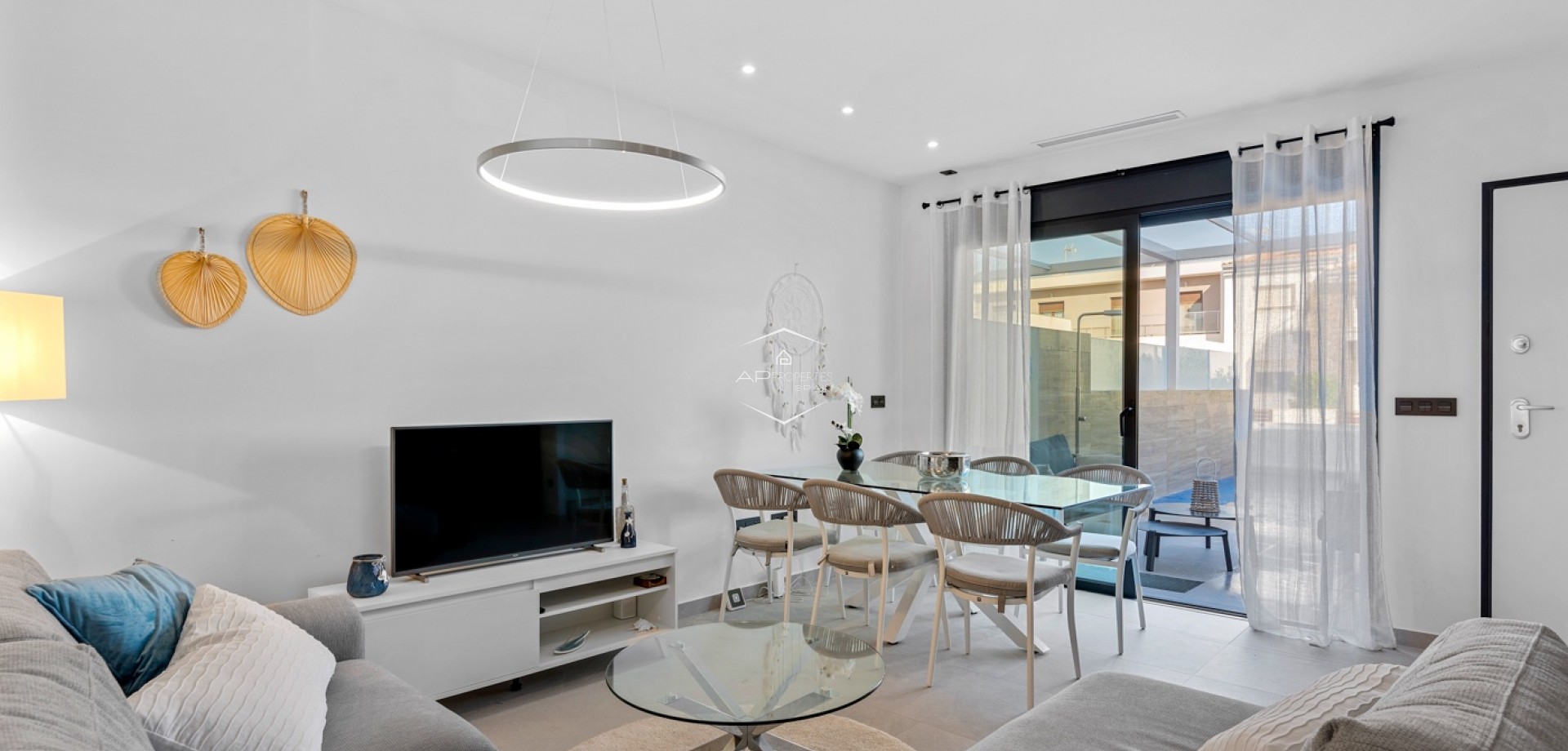 Reventa - Villa - Independiente -
Ciudad Quesada - Costa Blanca South