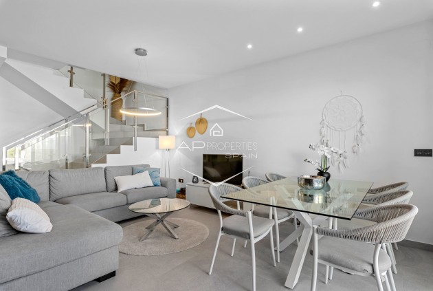 Reventa - Villa - Independiente -
Ciudad Quesada - Costa Blanca South