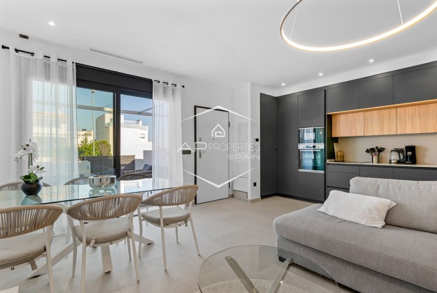 Reventa - Villa - Independiente -
Ciudad Quesada - Costa Blanca South