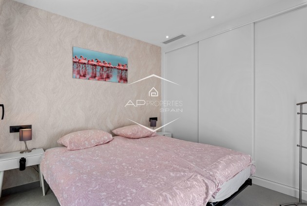 Reventa - Villa - Independiente -
Ciudad Quesada - Costa Blanca South