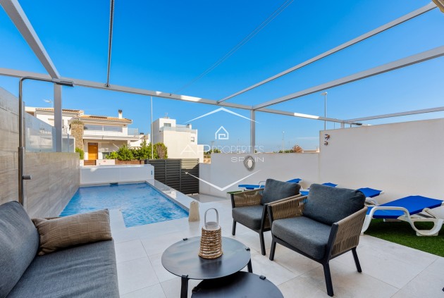 Reventa - Villa - Independiente -
Ciudad Quesada - Costa Blanca South