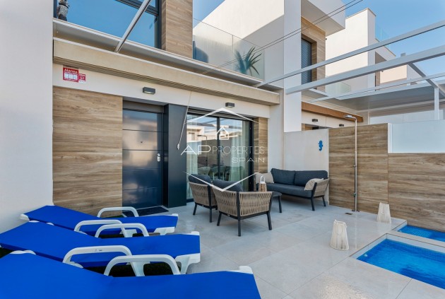 Reventa - Villa - Independiente -
Ciudad Quesada - Costa Blanca South