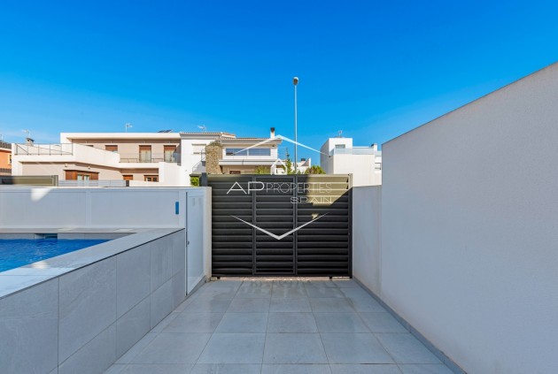 Reventa - Villa - Independiente -
Ciudad Quesada - Costa Blanca South