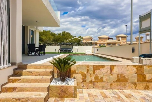 Nouvelle construction - Villa - Indépendante -
Orihuela Costa - PAU 26