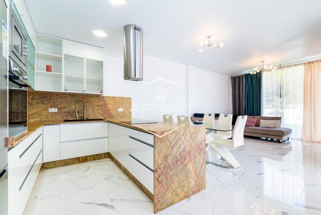 Nouvelle construction - Villa - Indépendante -
Orihuela Costa - PAU 26