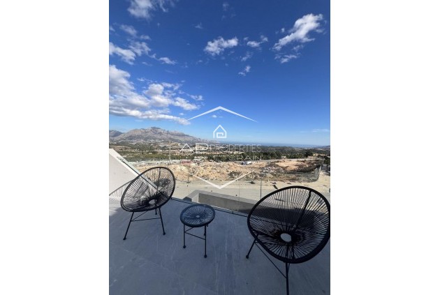 Nouvelle construction - Villa - Jumelée -
Polop - PAU1