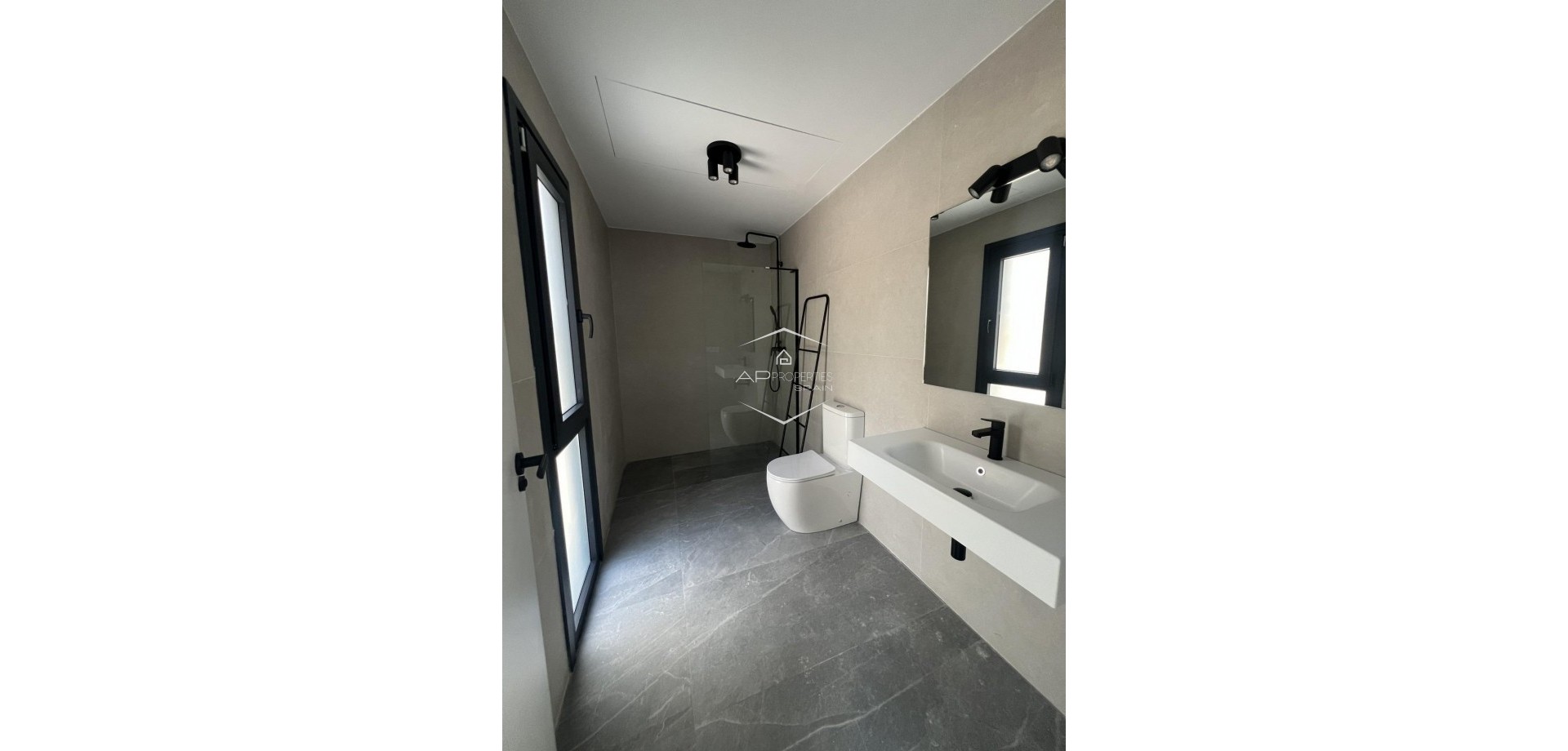 Nouvelle construction - Villa - Jumelée -
Polop - PAU1