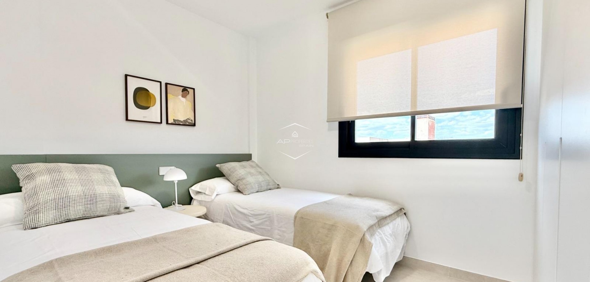 New Build - Townhouse -
Cox - San Fernando