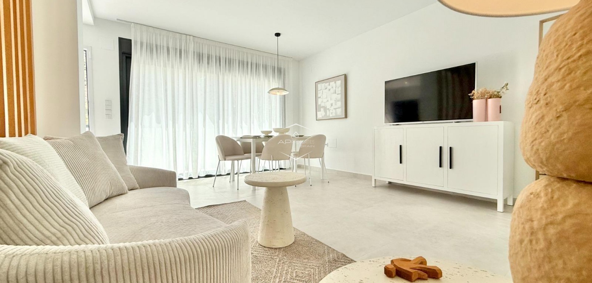 New Build - Townhouse -
Cox - San Fernando