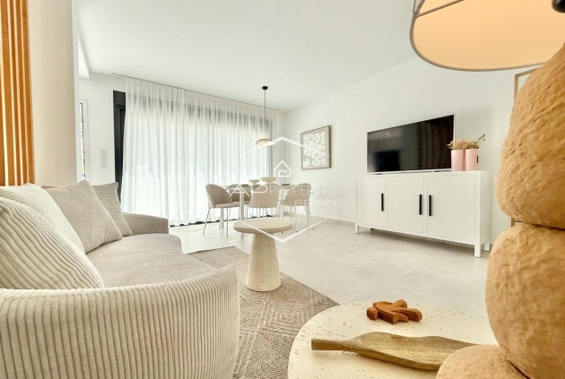 New Build - Townhouse -
Cox - San Fernando