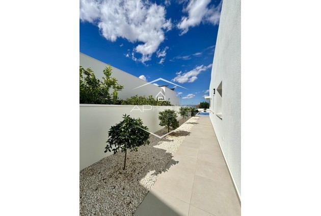 New Build - Villa - Detached -
Benijofar - Pueblo