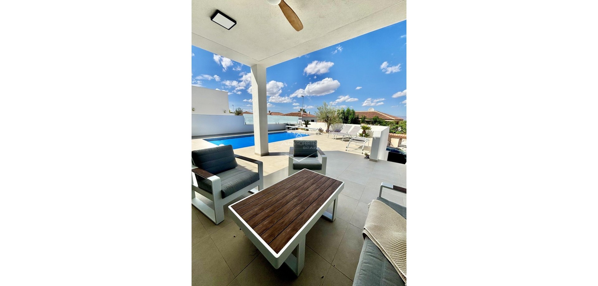 New Build - Villa - Detached -
Benijofar - Pueblo