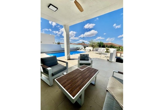 New Build - Villa - Detached -
Benijofar - Pueblo