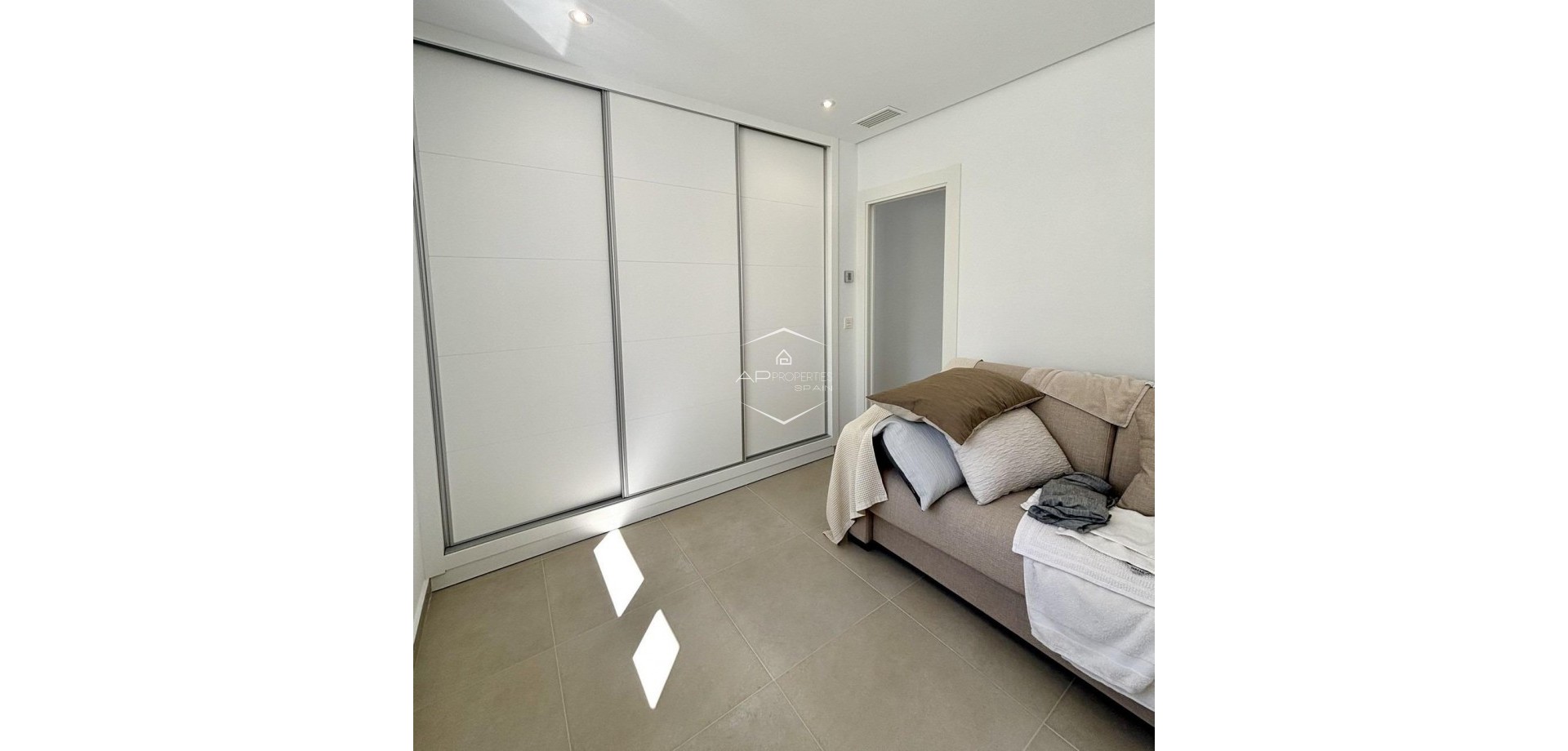 New Build - Villa - Detached -
Benijofar - Pueblo