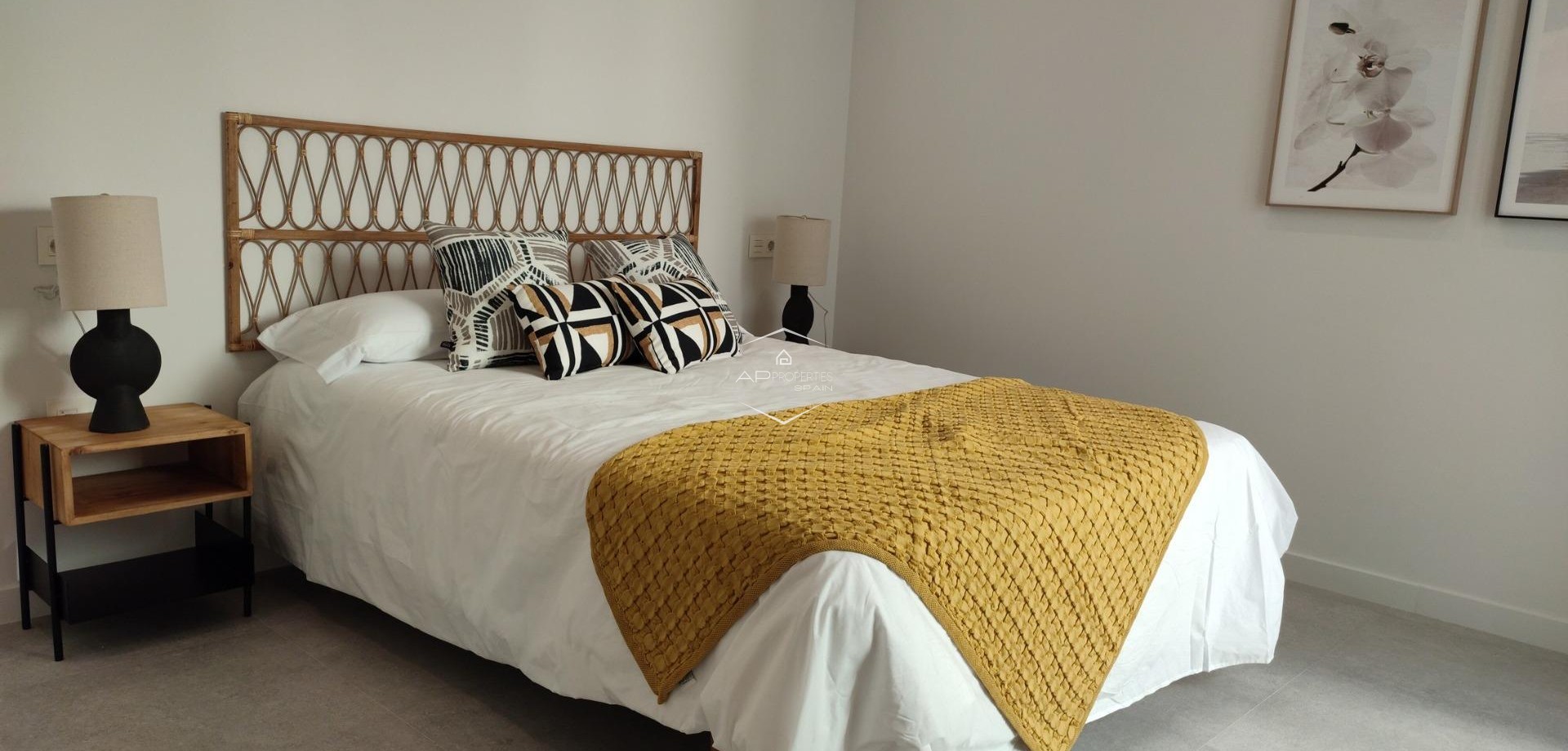 Nowy budynek - Bungalow -
Pilar de la Horadada - pueblo