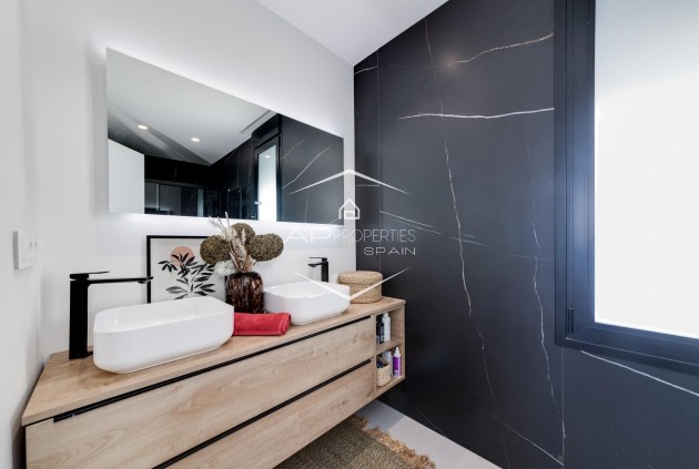 Nouvelle construction - Villa - Indépendante -
Pilar de la Horadada - Roda Golf