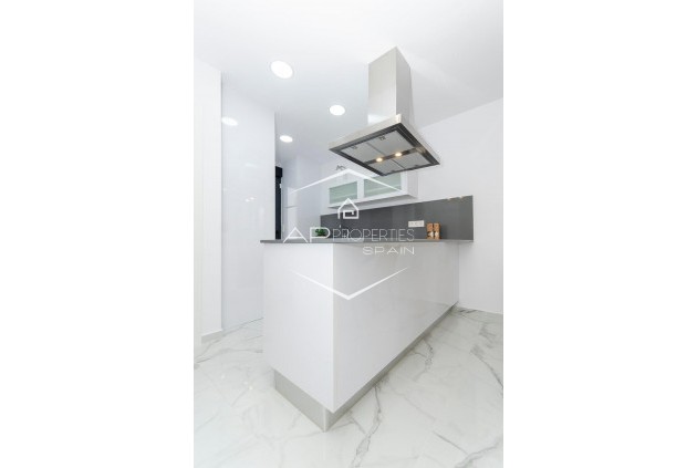 Nowy budynek - Willa - Dom wolnostojący -
Torrevieja - Torretas