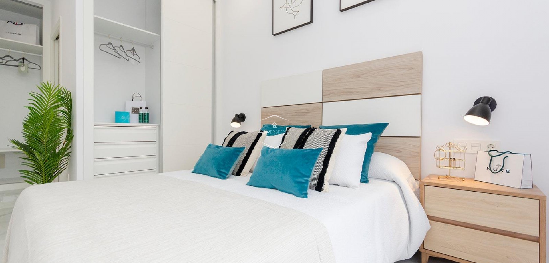 Nowy budynek - Willa - Dom wolnostojący -
Torrevieja - Torretas