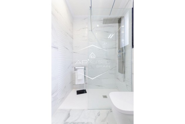 Nowy budynek - Willa - Dom wolnostojący -
Torrevieja - Torretas