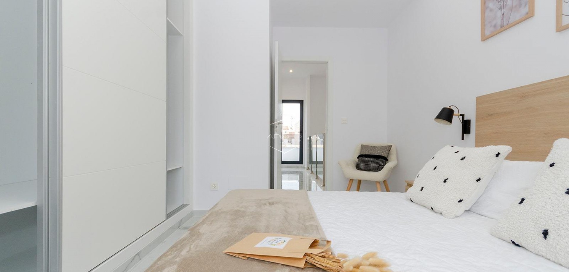 Nowy budynek - Willa - Dom wolnostojący -
Torrevieja - Torretas