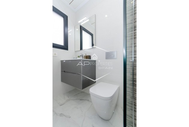 Nowy budynek - Willa - Dom wolnostojący -
Torrevieja - Torretas