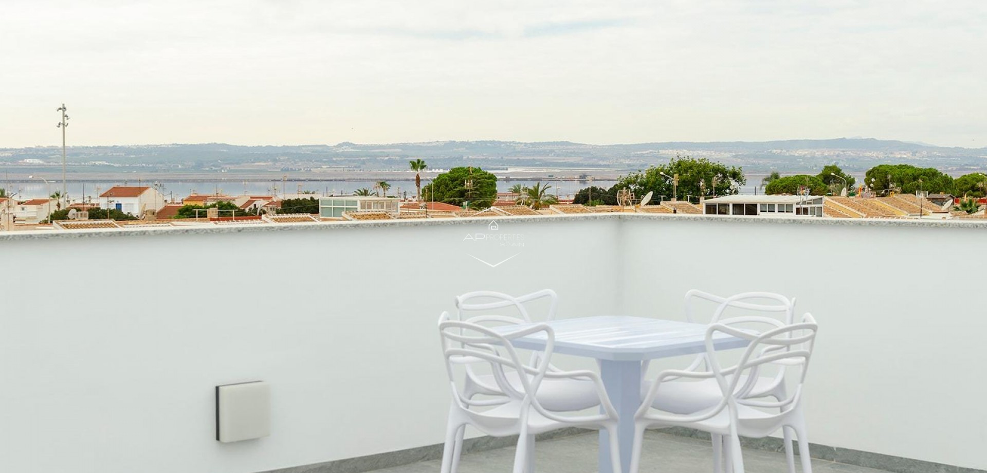 Nowy budynek - Willa - Dom wolnostojący -
Torrevieja - Torretas