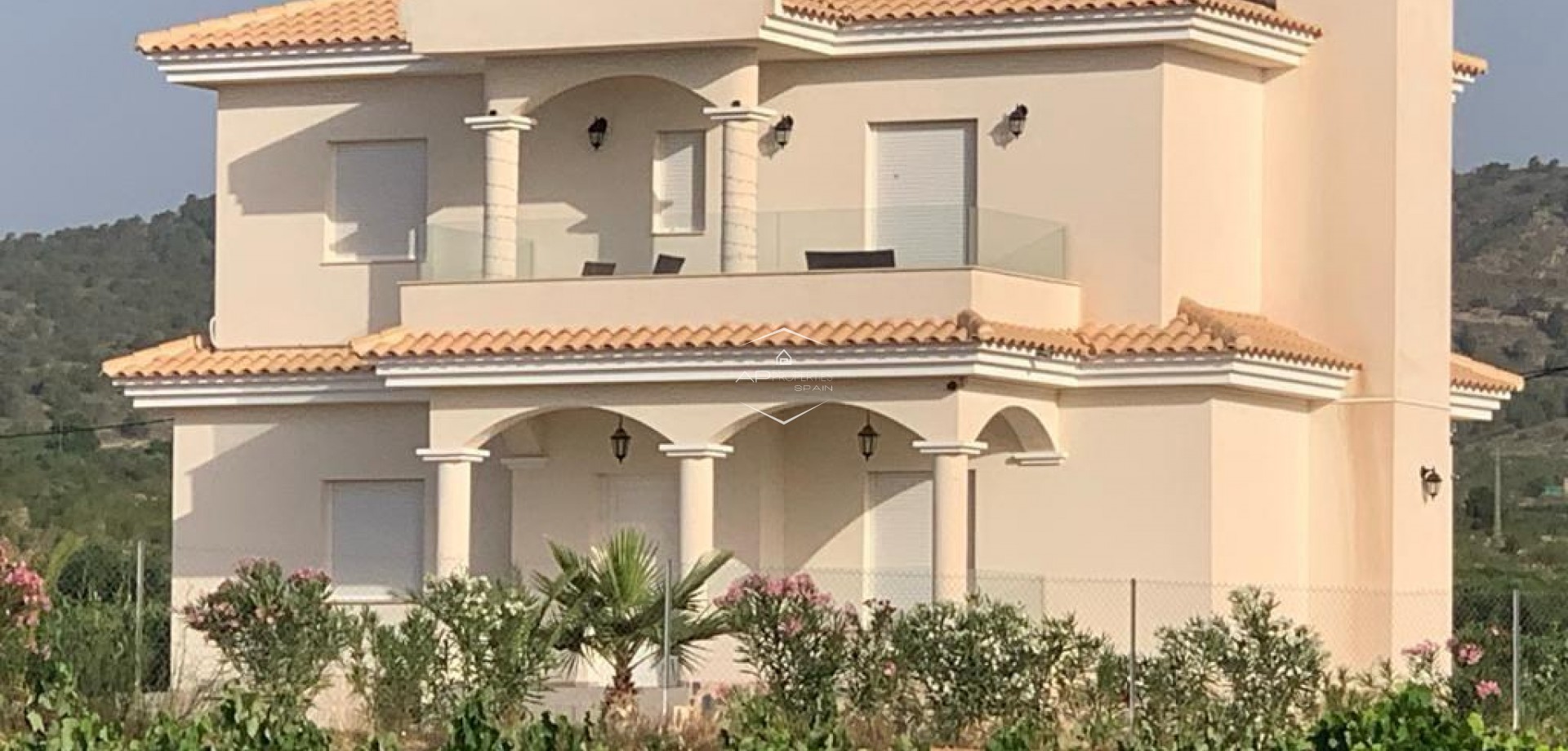 Nouvelle construction - Villa - Indépendante -
Pinoso - Camino Del Prado