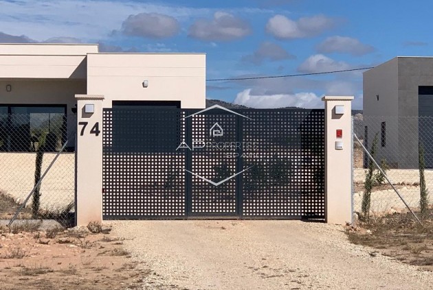 Nouvelle construction - Villa - Indépendante -
Pinoso - Camino Del Prado