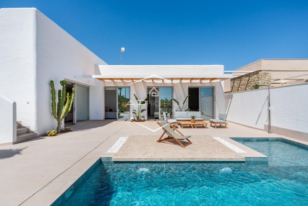 Nouvelle construction - Villa - Indépendante -
Benijofar - Centro