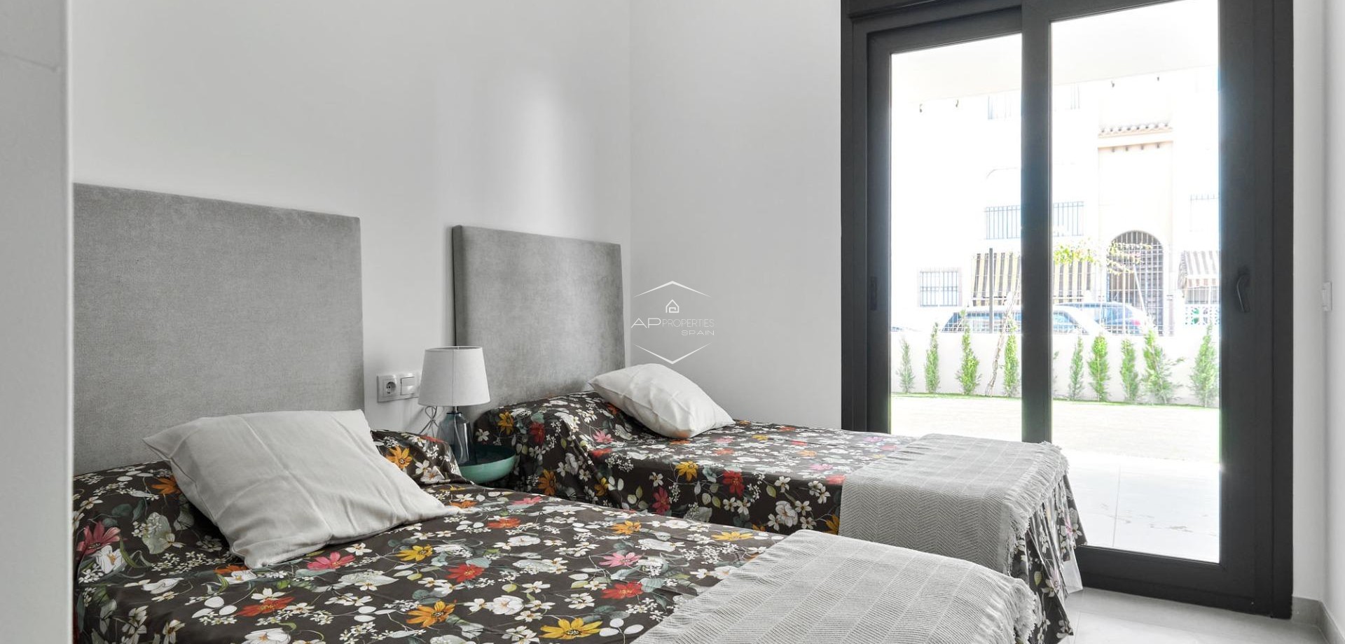 New Build - Bungalow -
Torrevieja - Villa Amalia