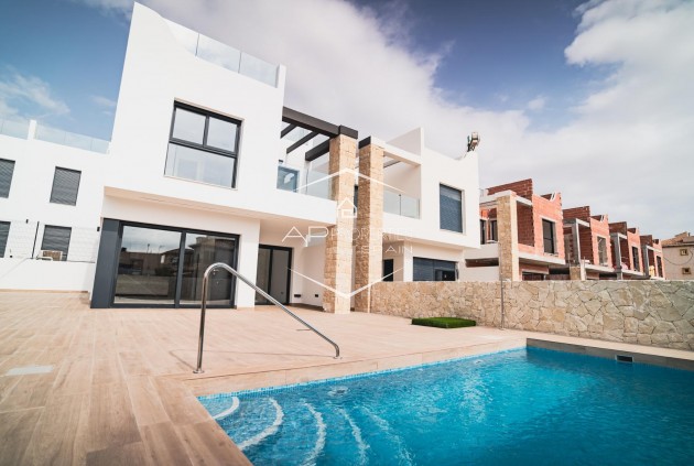 Nieuwbouw Woningen - Villa - Vrijstaand -
Orihuela Costa - Punta Prima