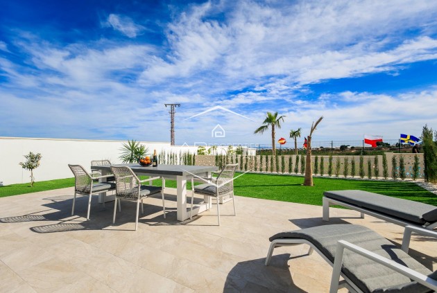Nouvelle construction - Villa - Indépendante -
Pilar de la Horadada - Lo Romero Golf