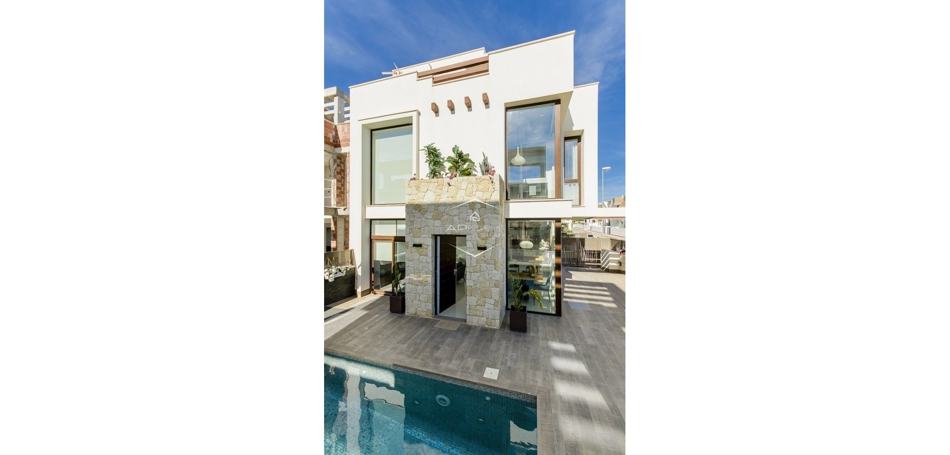 Nueva construcción  - Villa - Independiente -
Los Montesinos - La Herrada