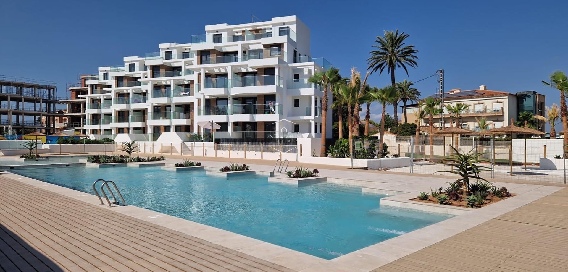 Nowy budynek - Dwupoziomowy Penthouse -
Denia - L´Estanyó (Marinas)