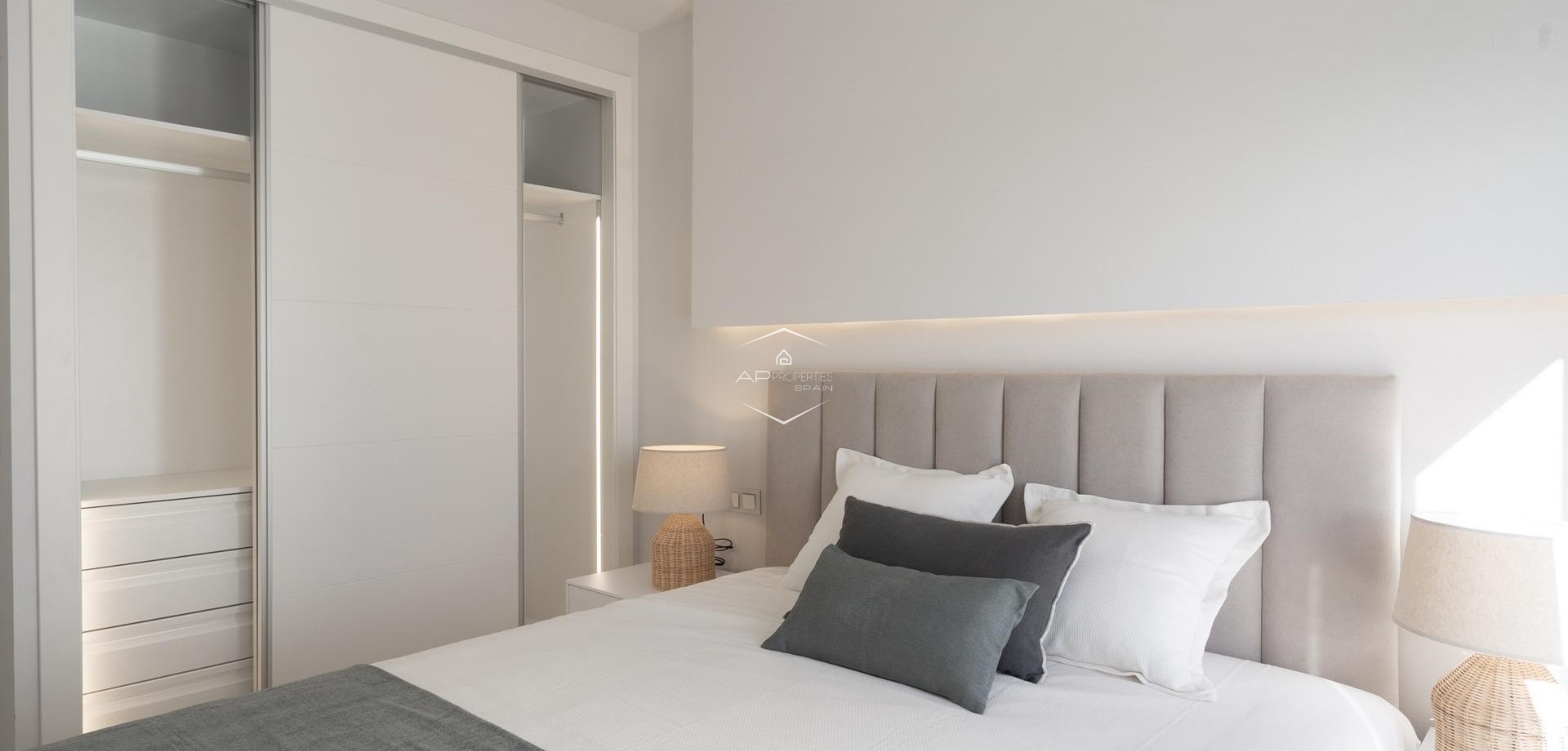 Nowy budynek - Dwupoziomowy Penthouse -
Denia - L´Estanyó (Marinas)