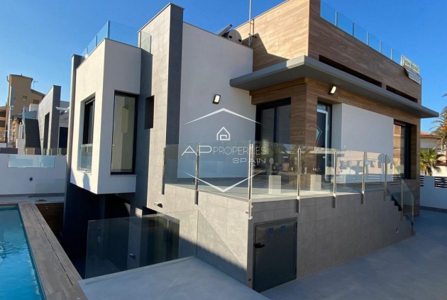 Nueva construcción  - Villa - Independiente -
Torrevieja - La Mata