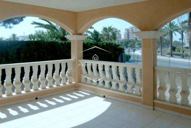 Nowy budynek - Willa - Dom wolnostojący -
La Manga del Mar Menor - La Manga Del Mar Menor