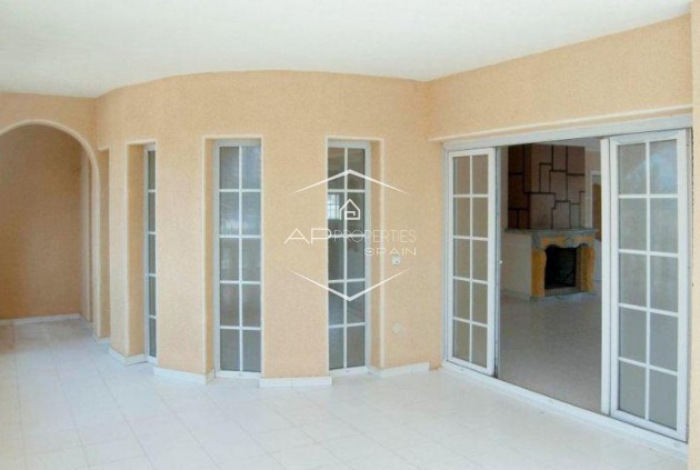 Nowy budynek - Willa - Dom wolnostojący -
La Manga del Mar Menor - La Manga Del Mar Menor