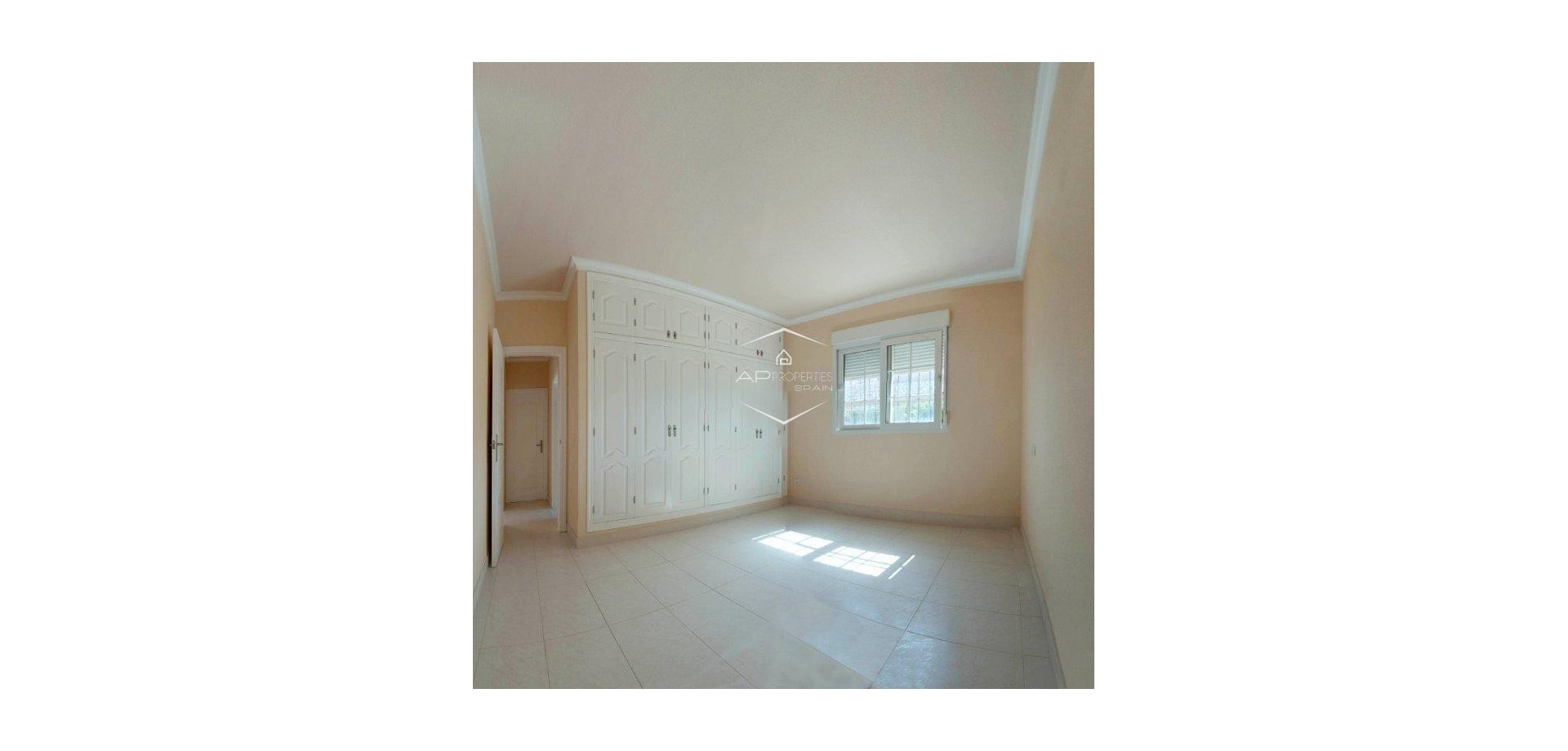 Nowy budynek - Willa - Dom wolnostojący -
La Manga del Mar Menor - La Manga Del Mar Menor