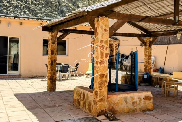 Reventa - Villa - Independiente -
Aspe - Urb. Nuevo Montesol de Aspe	